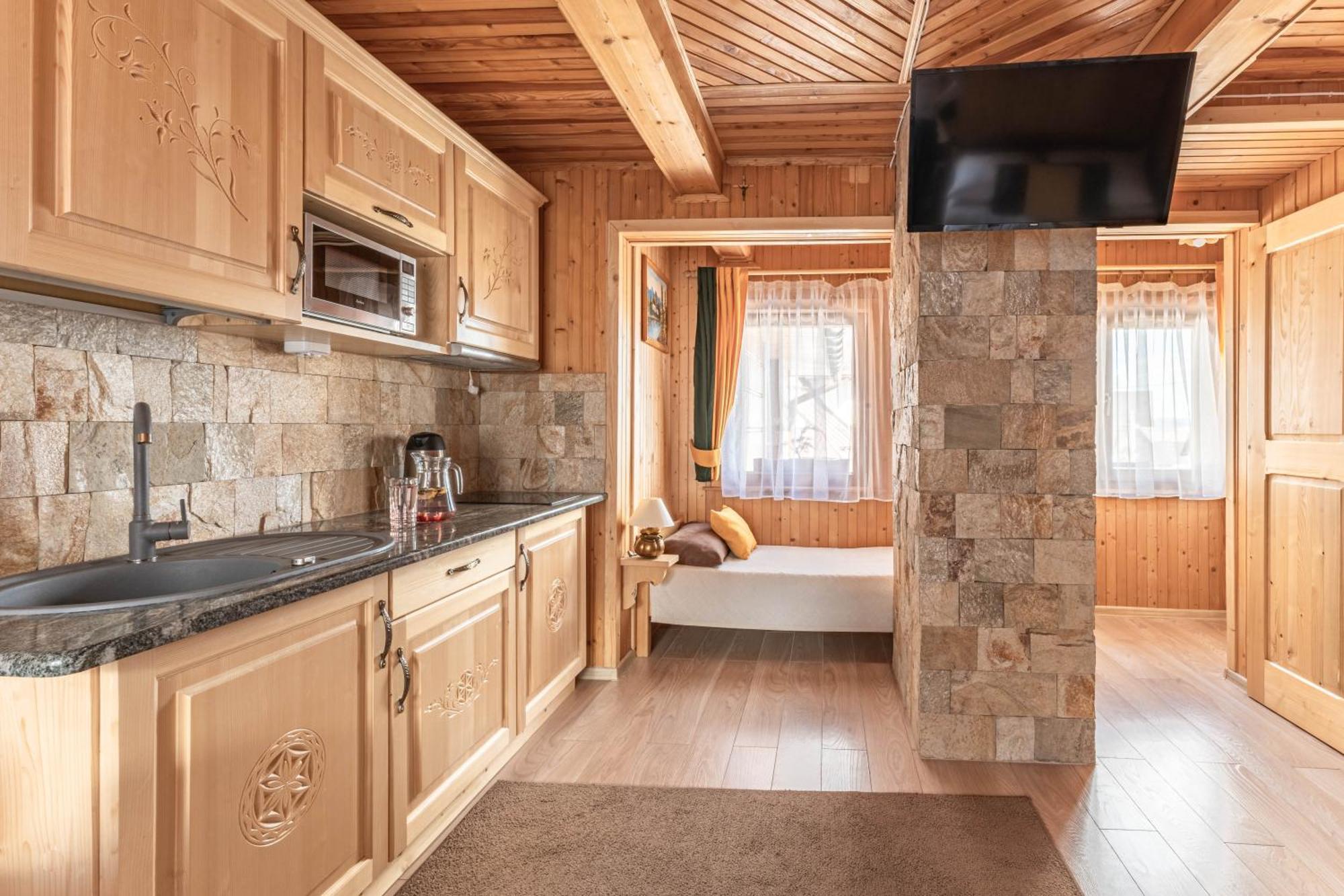 Apartamenty I Pokoje Pod Limbami - Sauna, Teznia بوكافينا تترايسكا المظهر الخارجي الصورة